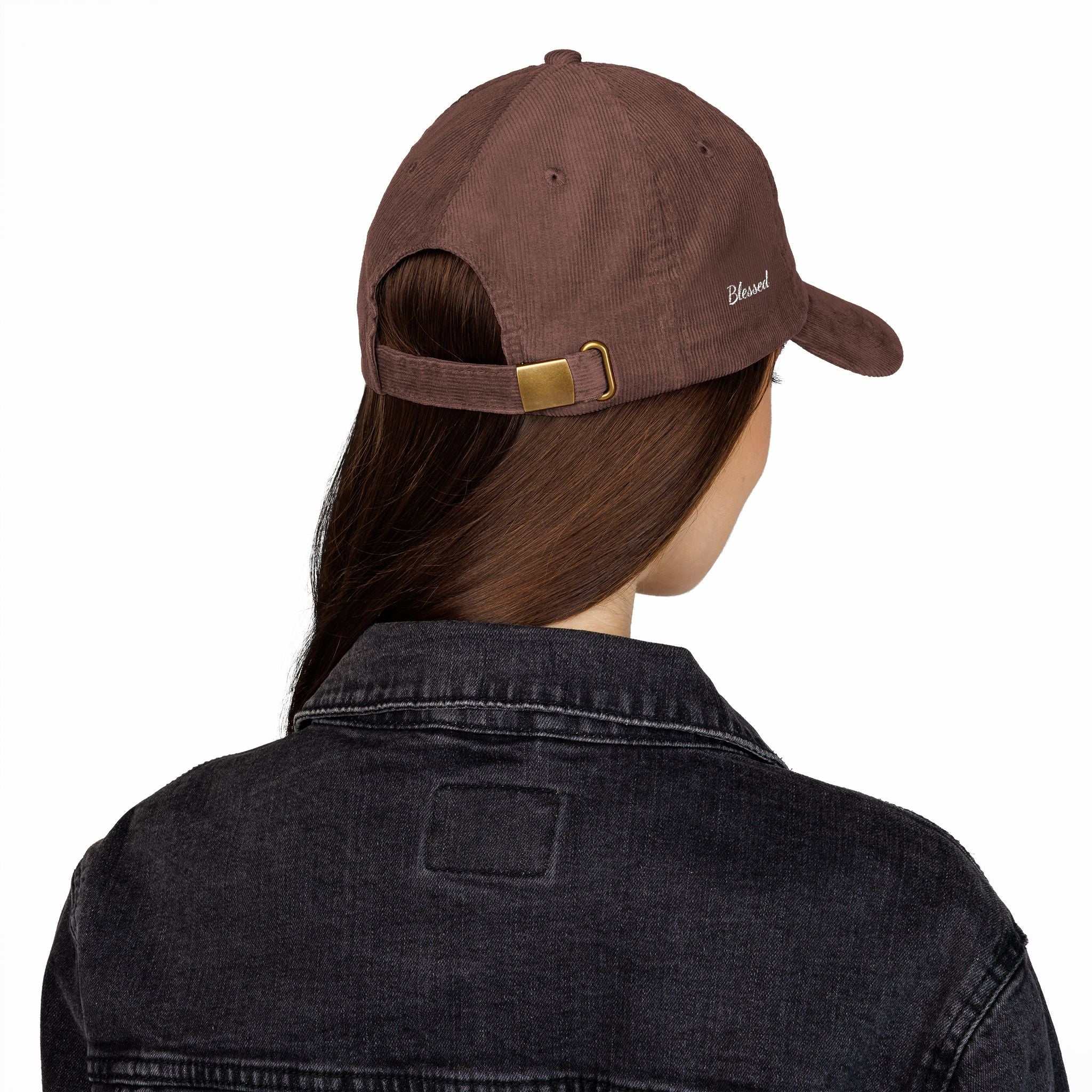 Blessed Vintage Cap in cotton corduroy with adjustable strap and embroidered eyelets