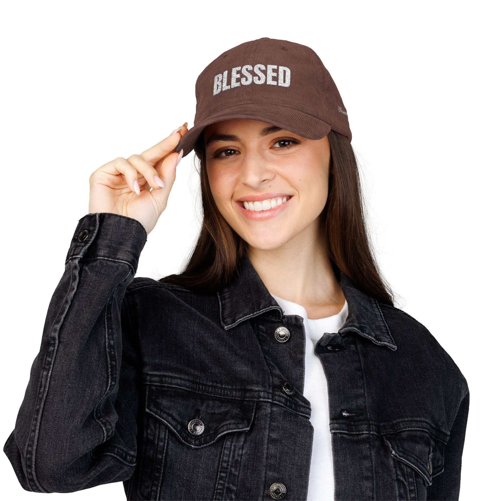 Stylish Blessed Vintage Cap in cotton corduroy with adjustable strap and embroidered eyelets