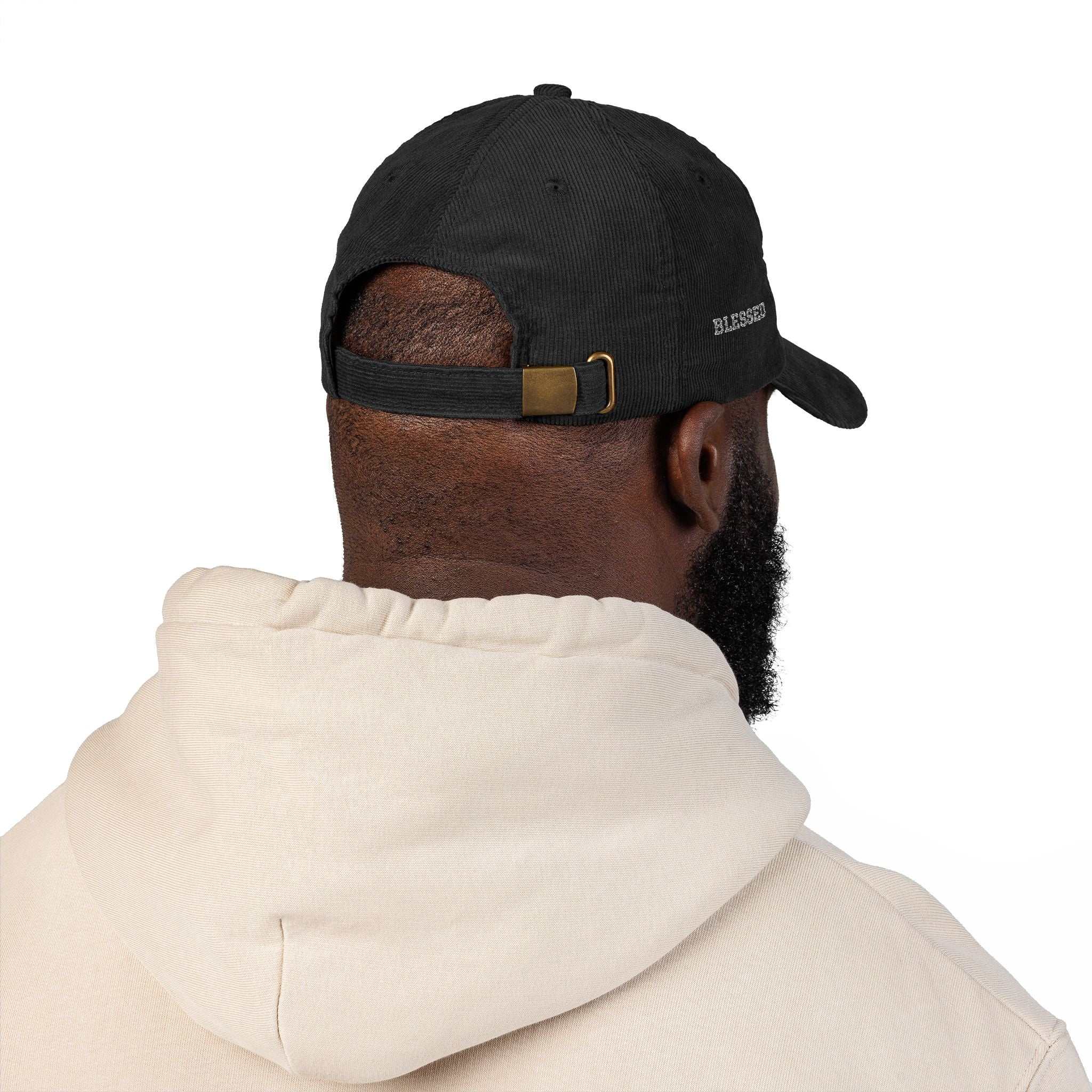 Stylish blessed B cap made of 100% cotton corduroy with adjustable strap and embroidered eyelets