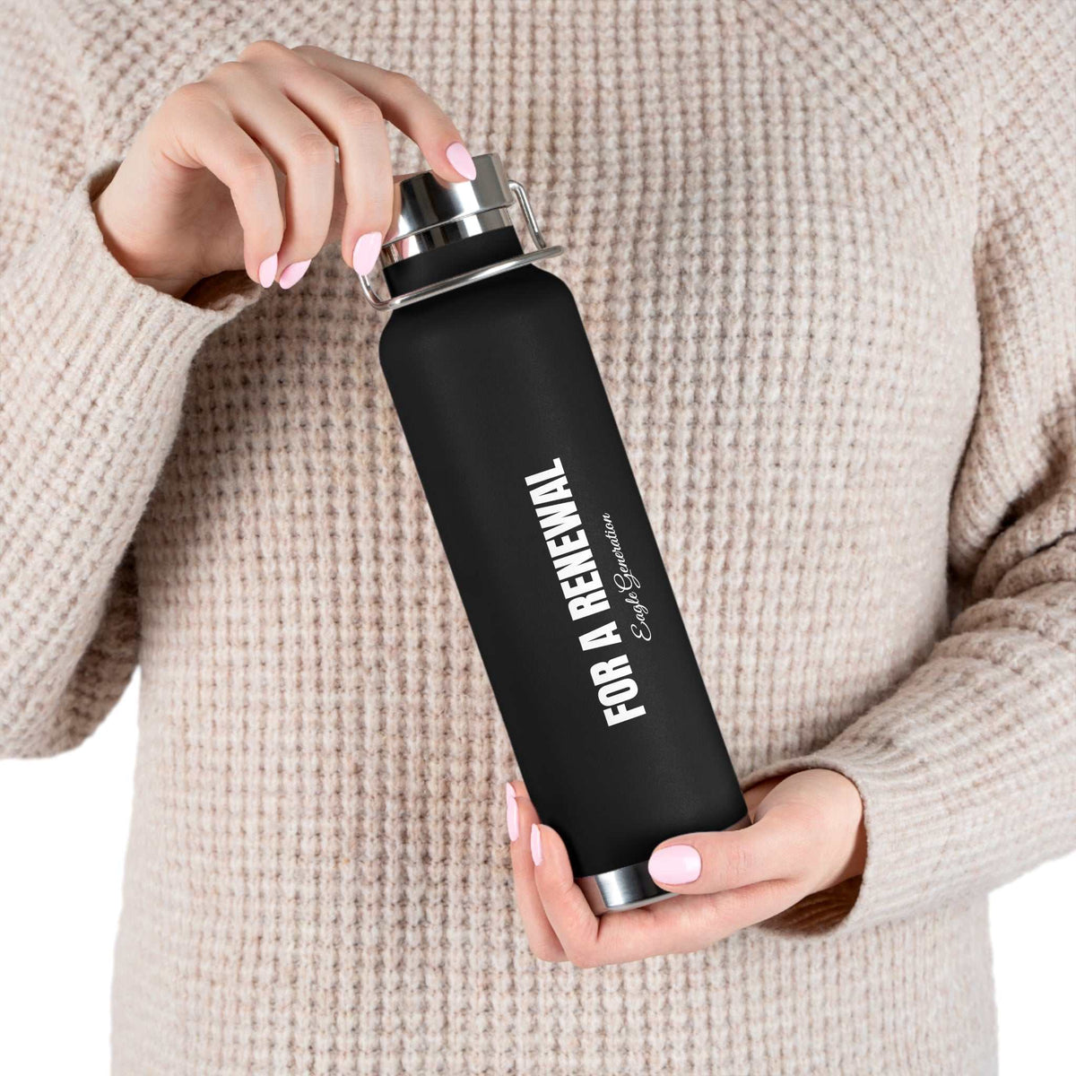 22oz Renewal Bottle with vacuum insulation, double-wall, spill-proof, condensation-proof, stainless steel, fits vehicle cup holders